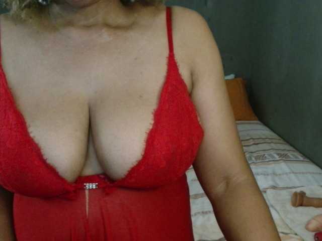 sweetlilya's BongaCams show and profile