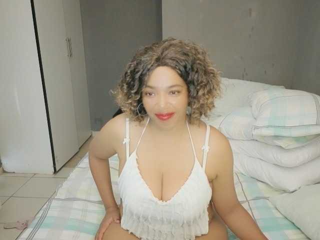 sweetlilya's BongaCams show and profile