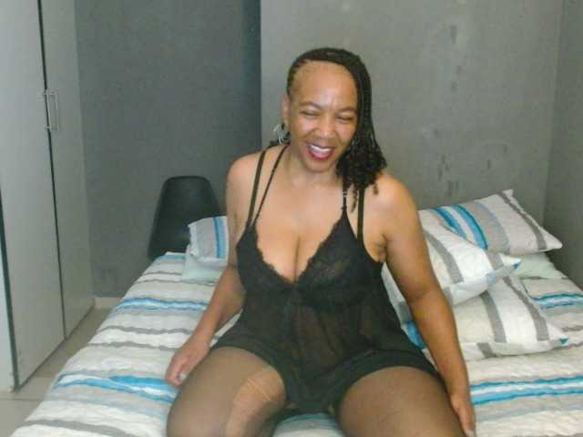 sweetlilya's BongaCams show and profile