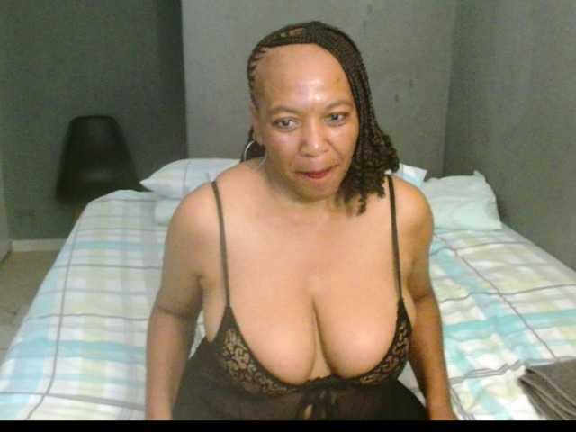 sweetlilya's BongaCams show and profile