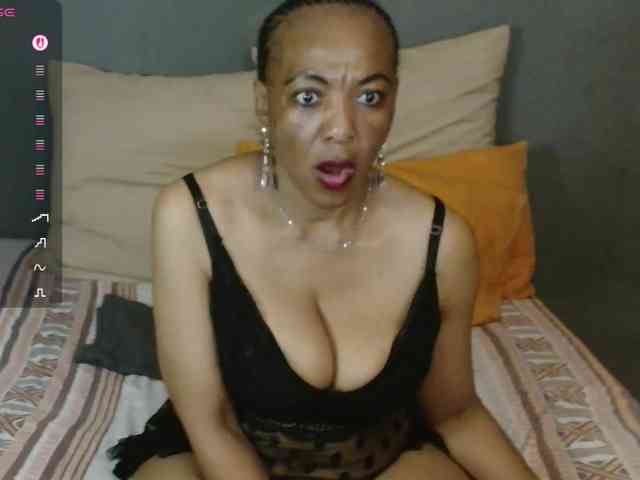 Sweetlilya webcam