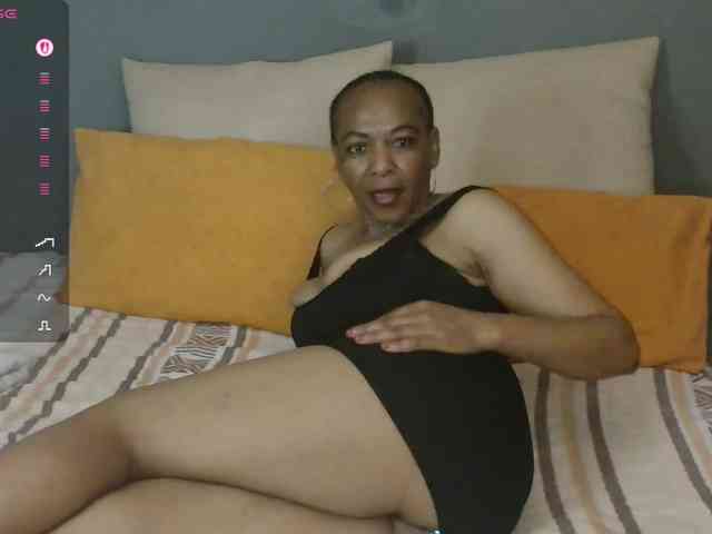 Sweetlilya webcam