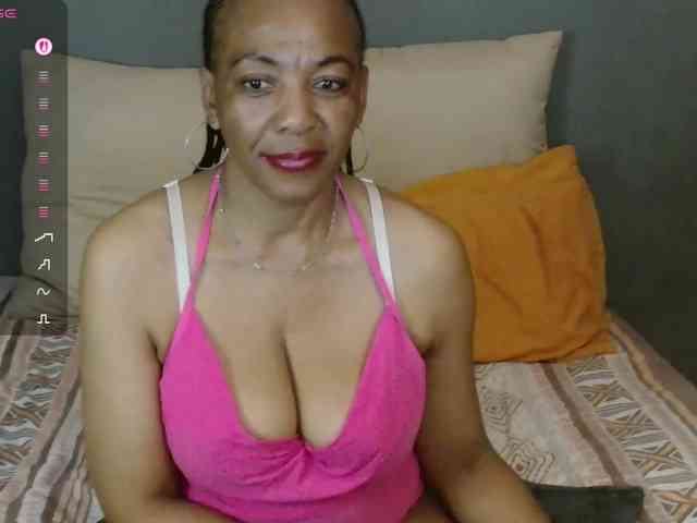 Sweetlilya webcam