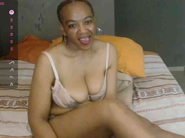 Sweetlilya webcam