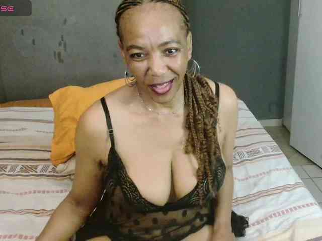 Sweetlilya webcam