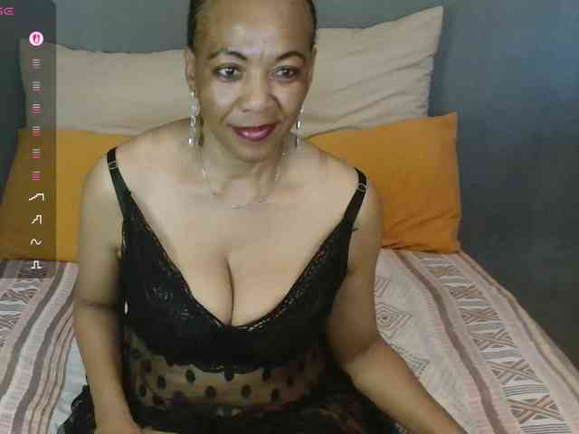 Sweetlilya webcam