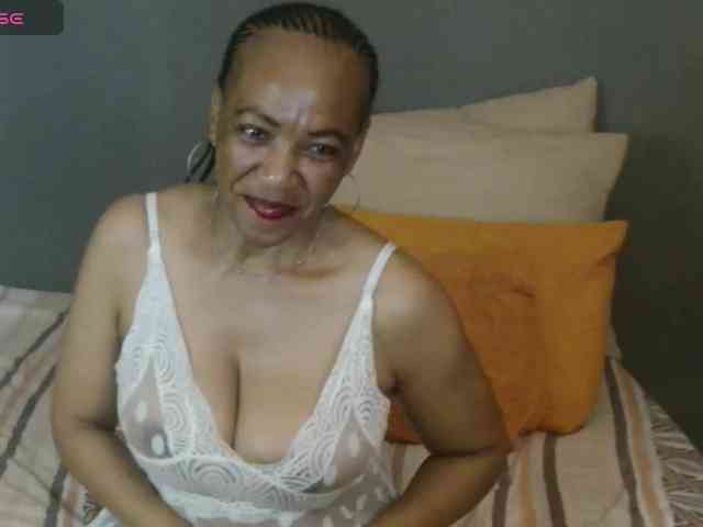 Sweetlilya webcam