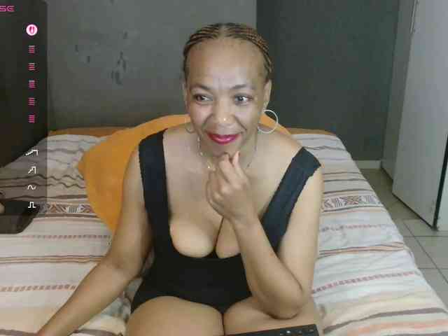 Sweetlilya webcam