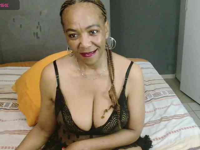 Sweetlilya webcam