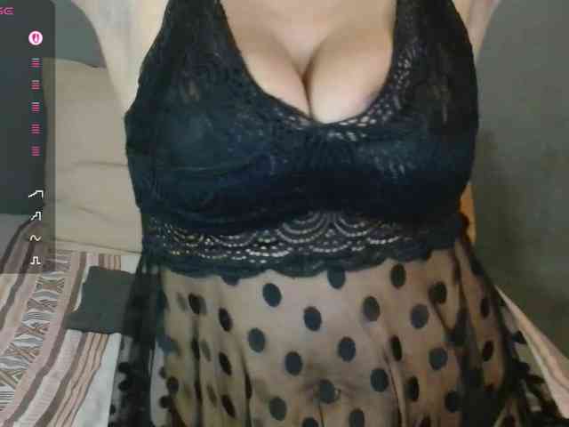 Sweetlilya webcam