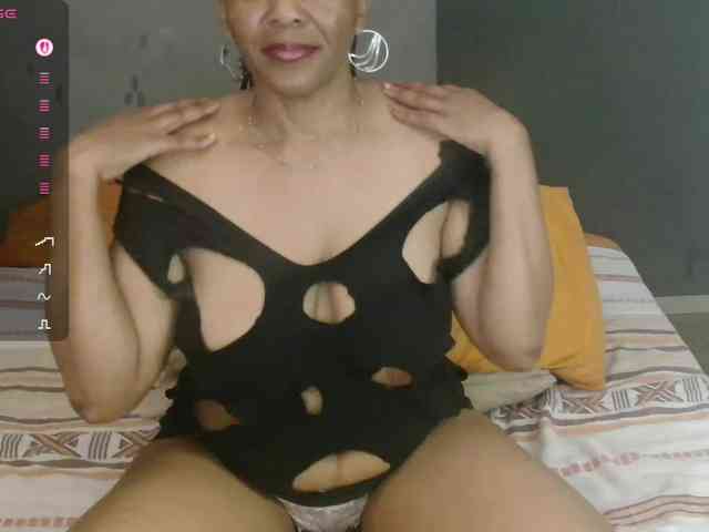 Sweetlilya webcam