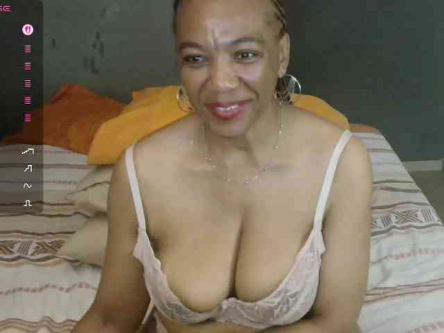 Sweetlilya webcam