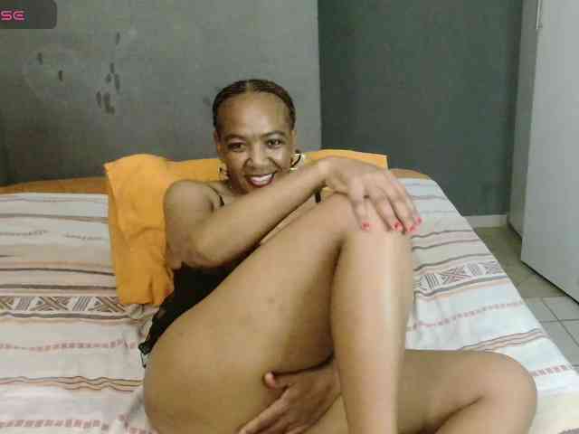 Sweetlilya webcam