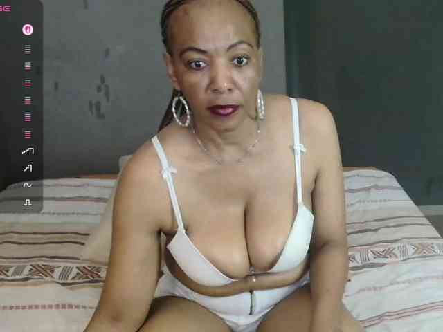 Sweetlilya webcam
