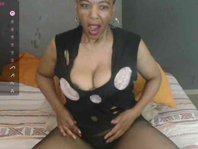 Sweetlilya webcam