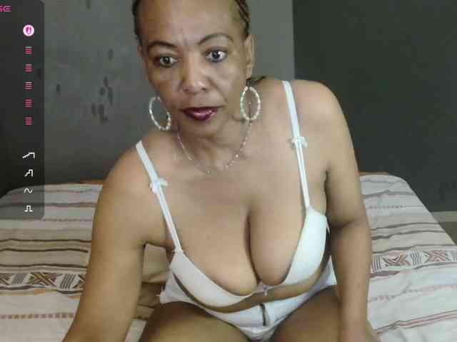 Sweetlilya webcam