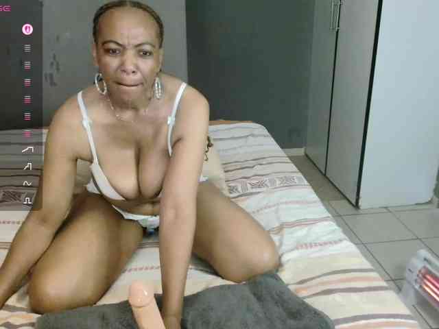 Sweetlilya webcam