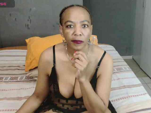 Sweetlilya webcam