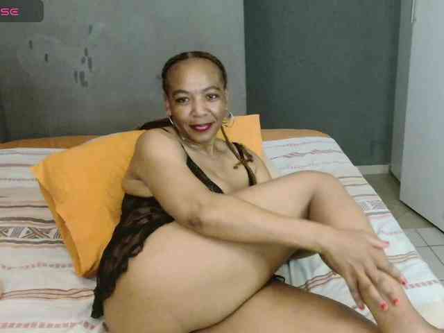 Sweetlilya webcam