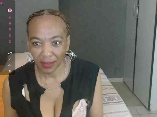Sweetlilya webcam