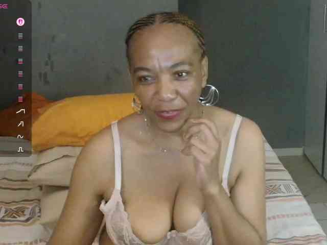 Sweetlilya webcam