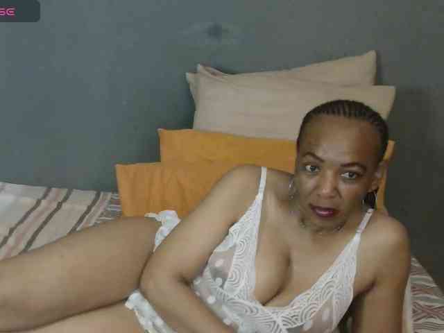 Sweetlilya webcam