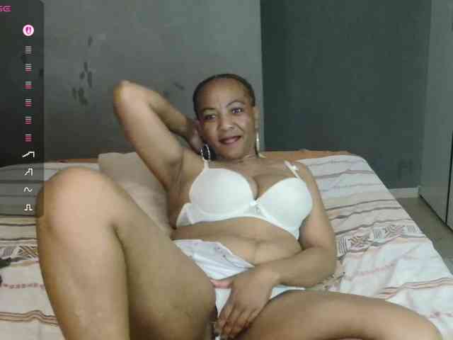 Sweetlilya webcam