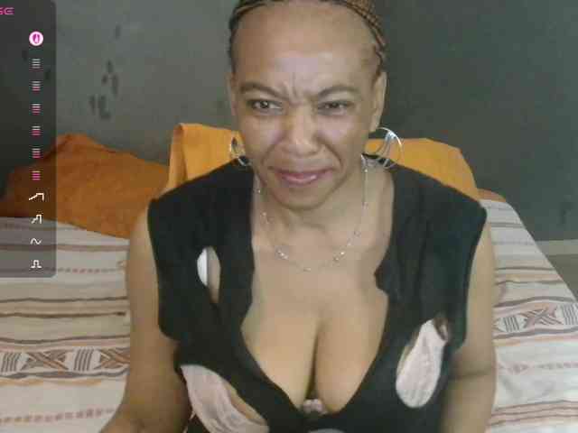 Sweetlilya webcam