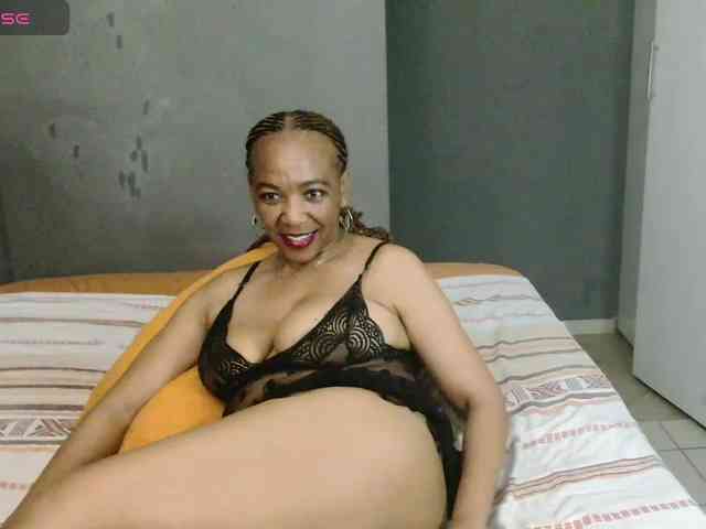 Sweetlilya webcam