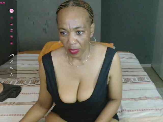 Sweetlilya webcam
