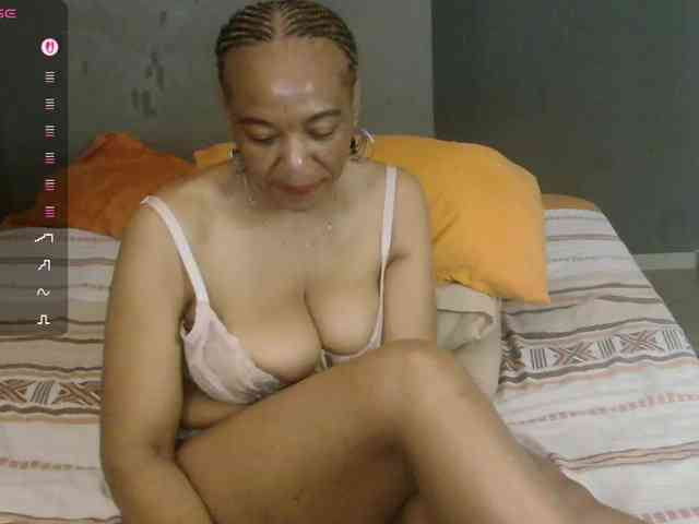 Sweetlilya webcam