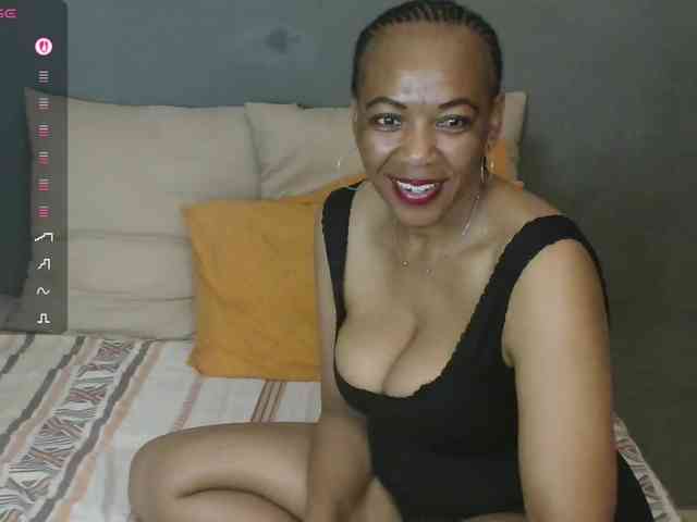 Sweetlilya webcam