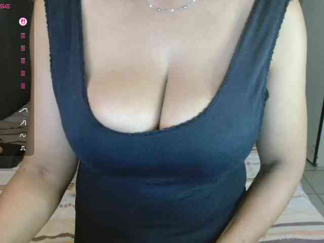 Sweetlilya webcam