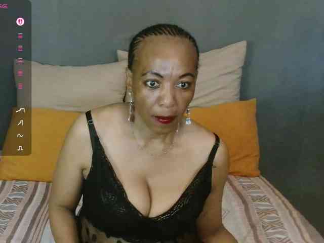 Sweetlilya webcam