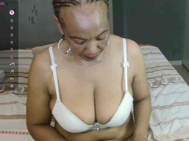 Sweetlilya webcam