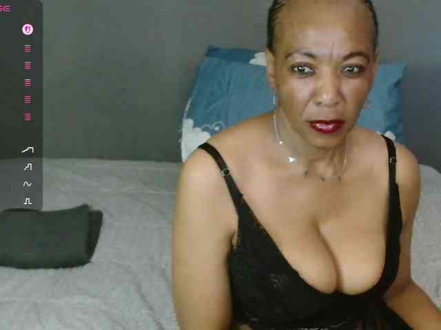 Sweetlilya webcam