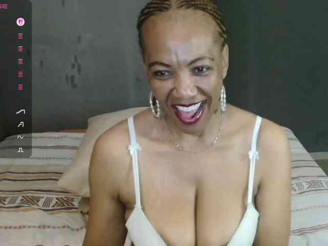 Sweetlilya webcam