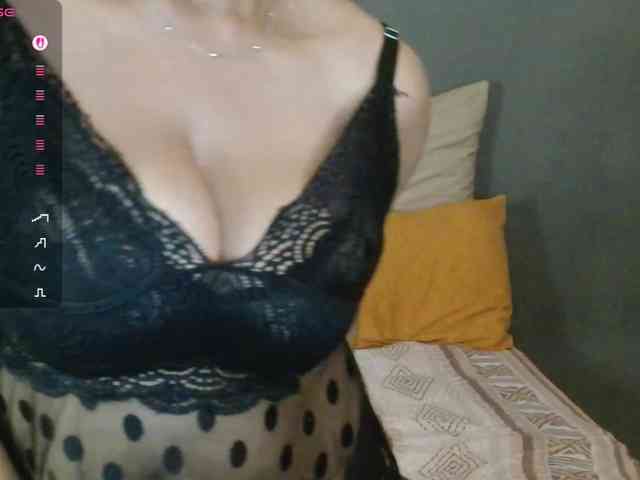 Sweetlilya webcam