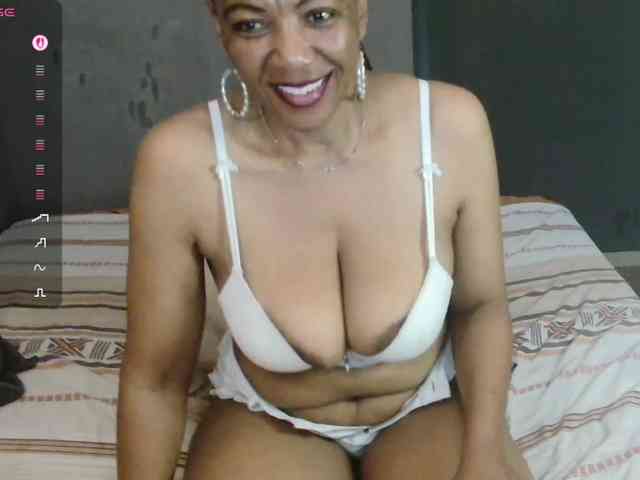 Sweetlilya webcam