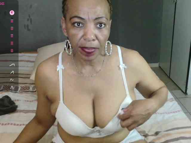 Sweetlilya webcam