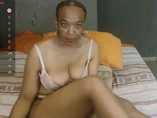 Sweetlilya webcam