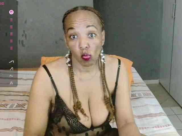 Sweetlilya webcam