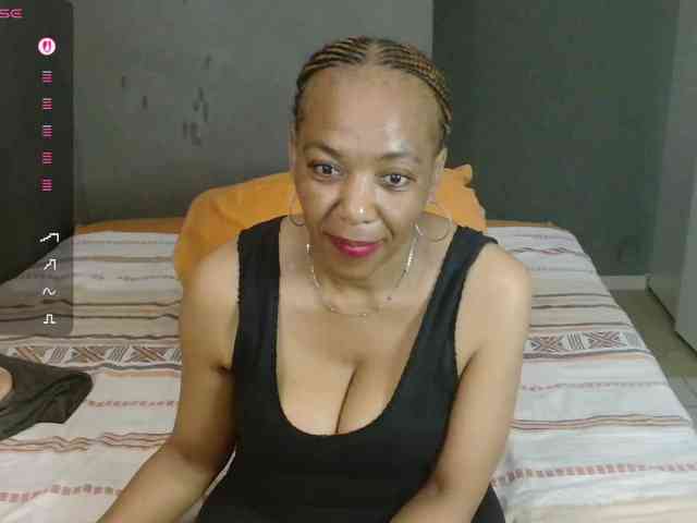 Sweetlilya webcam