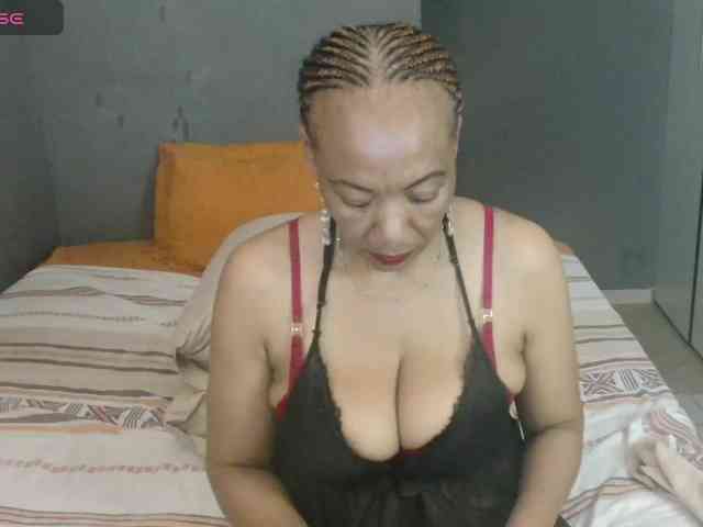 Sweetlilya webcam