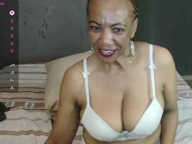 Sweetlilya webcam