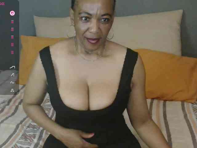 Sweetlilya webcam