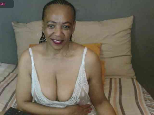 Sweetlilya webcam