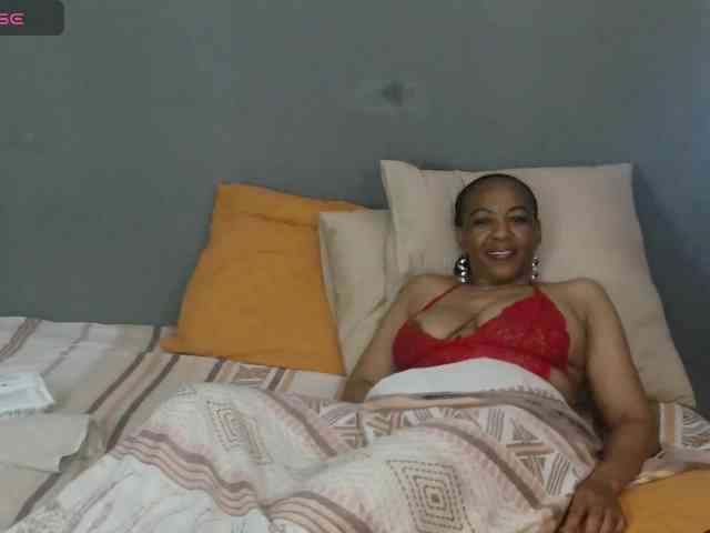 Sweetlilya webcam