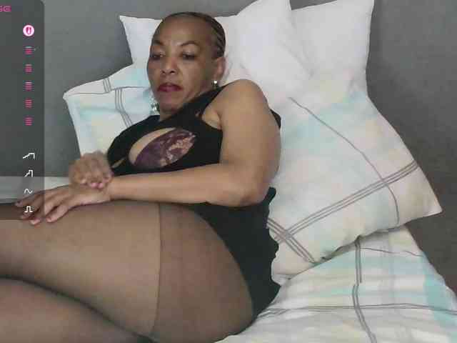Sweetlilya webcam