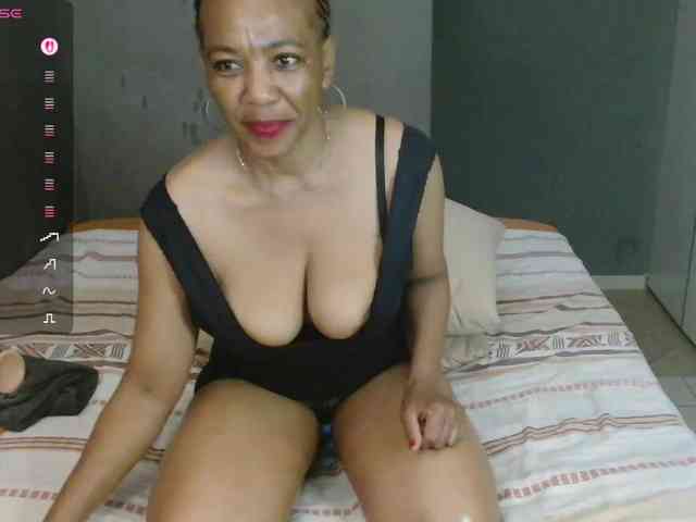 Sweetlilya webcam